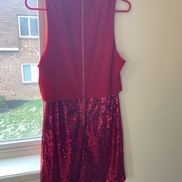 Red Party Modish Dress - Picture 3 of 8